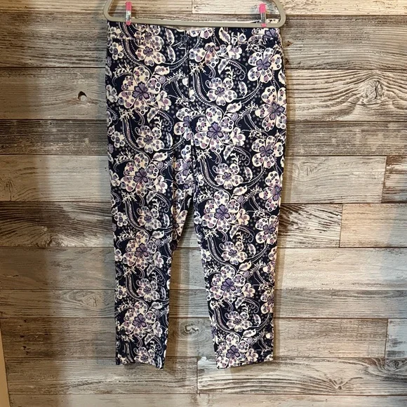 Talbots Cropped Pants in Purple and White Floral - Picture 1 of 5